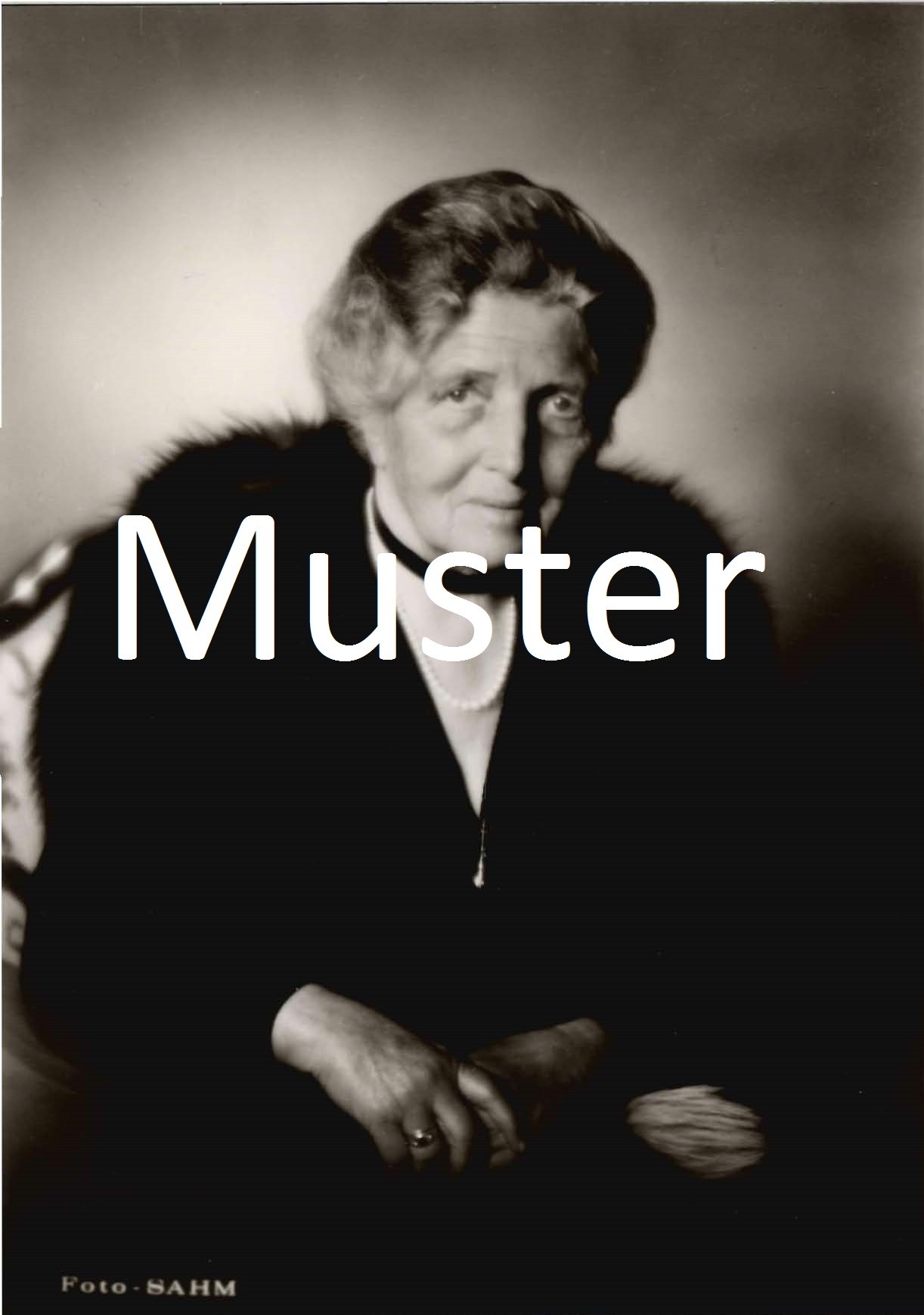 Ludendorff Mathilde im 80. Lebensjahr, zwei Postkarten